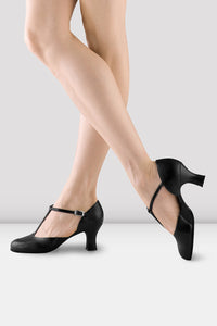

	Split Flex Character Shoe

